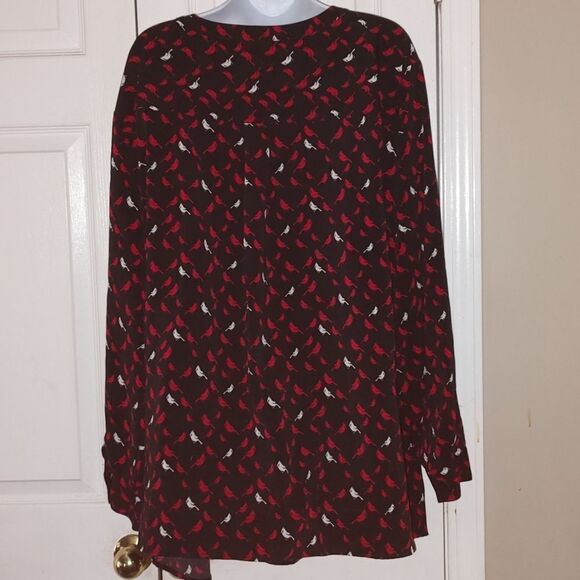 Catherines  black shirt with cardinals   Sz 4X   (30/32) - Picture 4 of 5